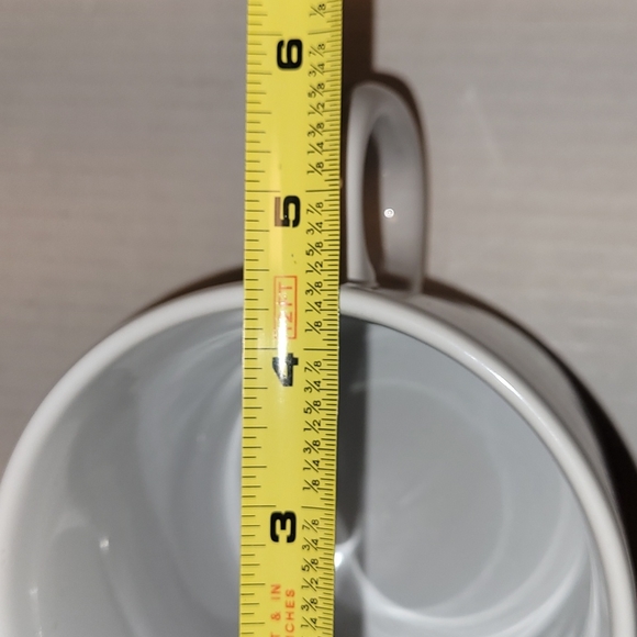 Adorable Warner Brothers Tasmanian Devil Jumbo Mug - Picture 10 of 15